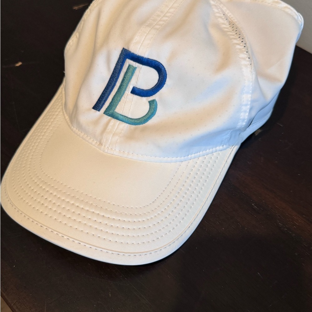 Nike Pickleball Bella Hat - Picture 1 of 3